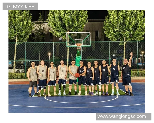 刘伟专访:从球场传奇到人生导师的篮球旅程回顾 刘伟专访:从球场传奇到人生导师的篮球旅程回顾