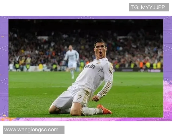 数字17在足球场上的传奇故事与明星球员的辉煌成就分析